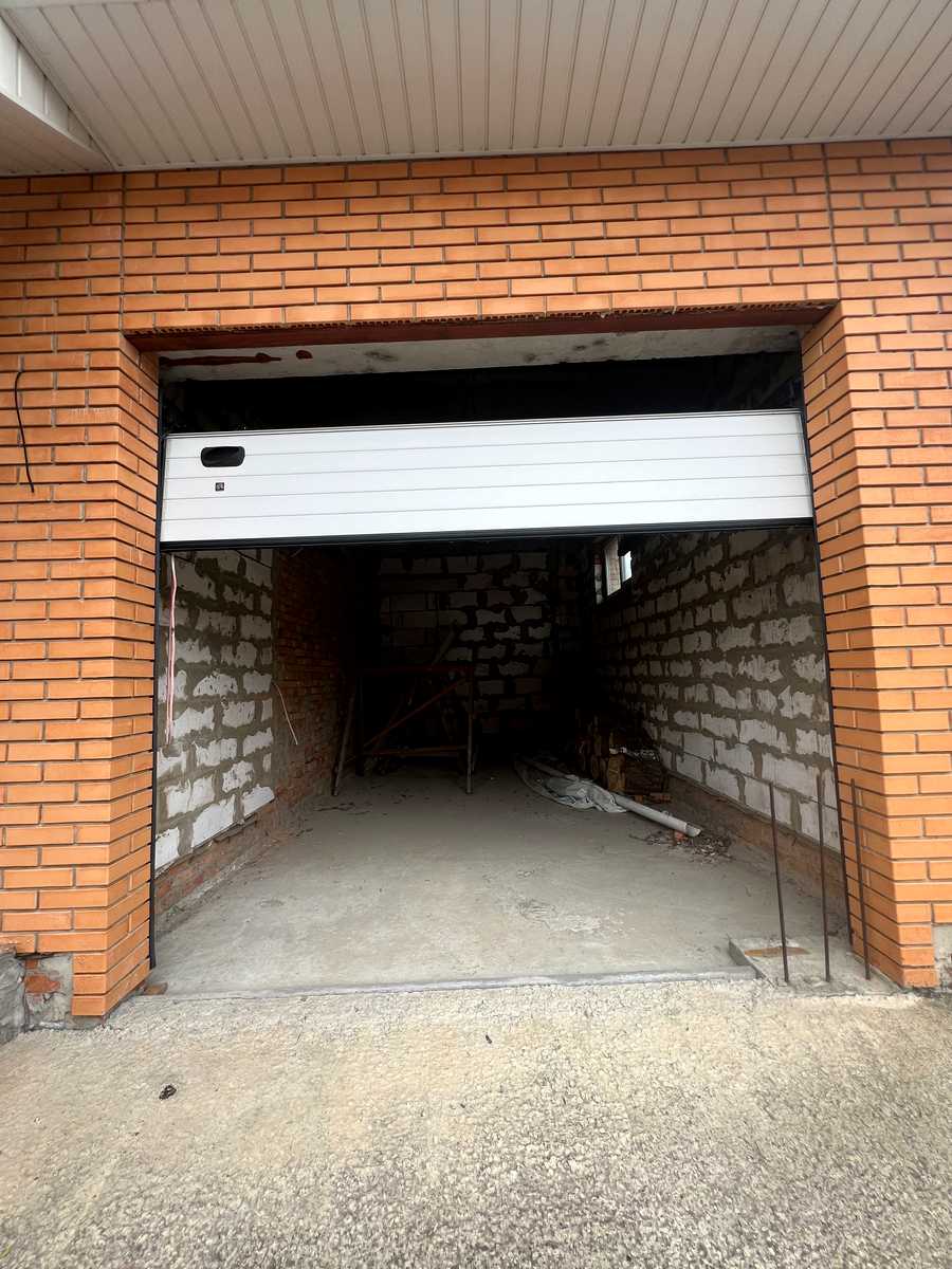 1873958410448676