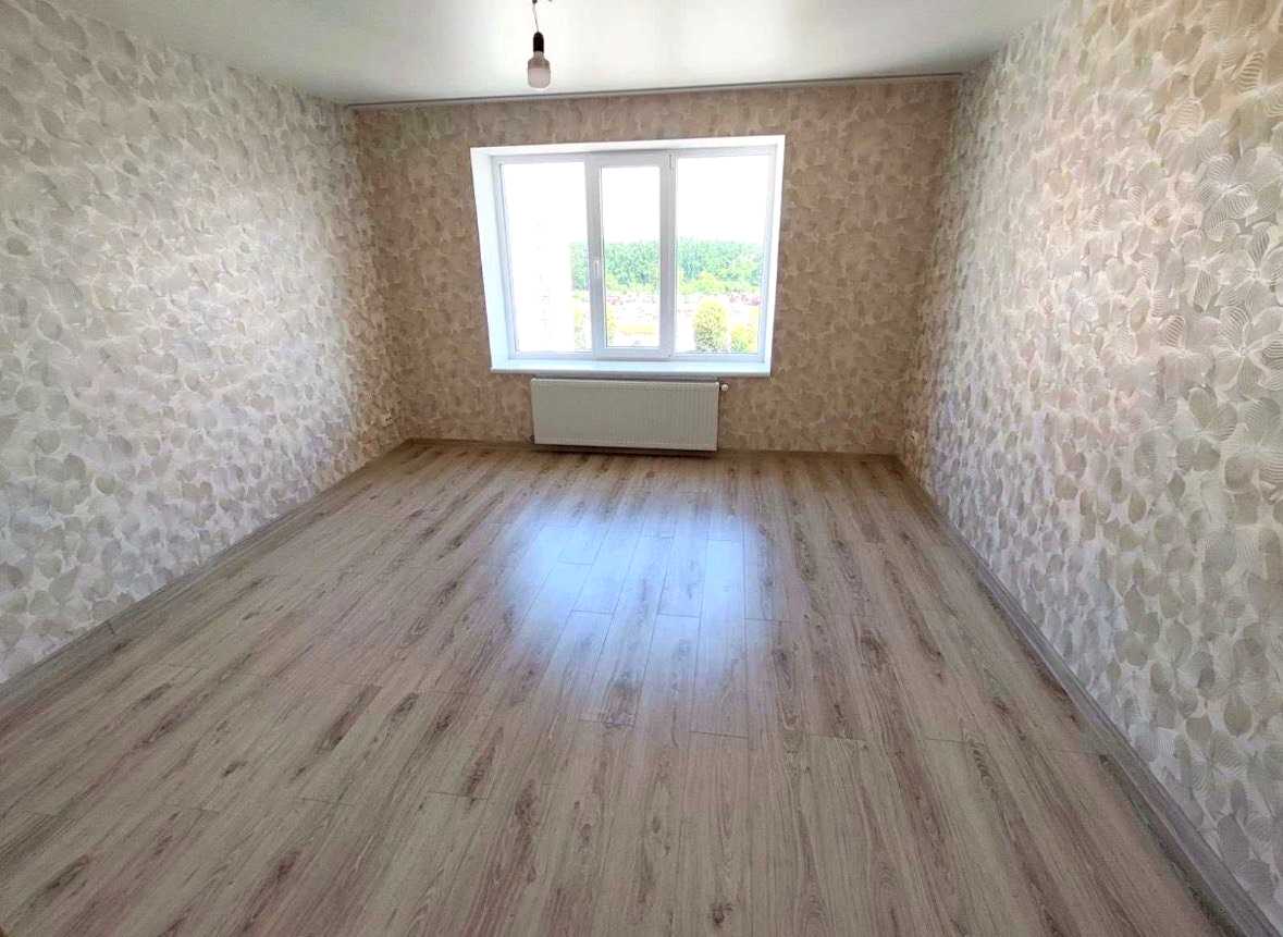 1873958735083032