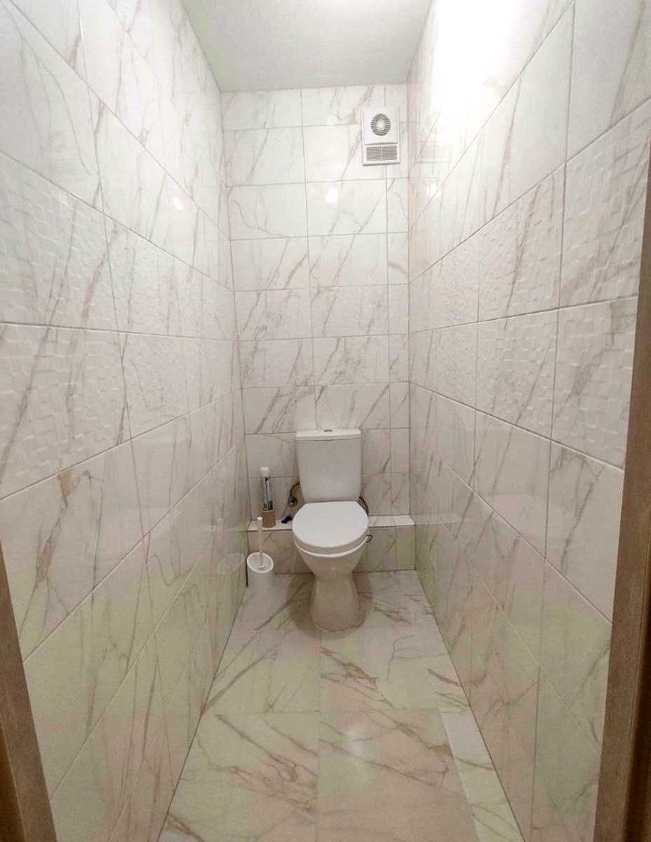 1873958735114606