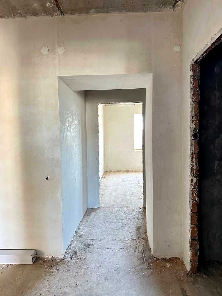 1873962379280347