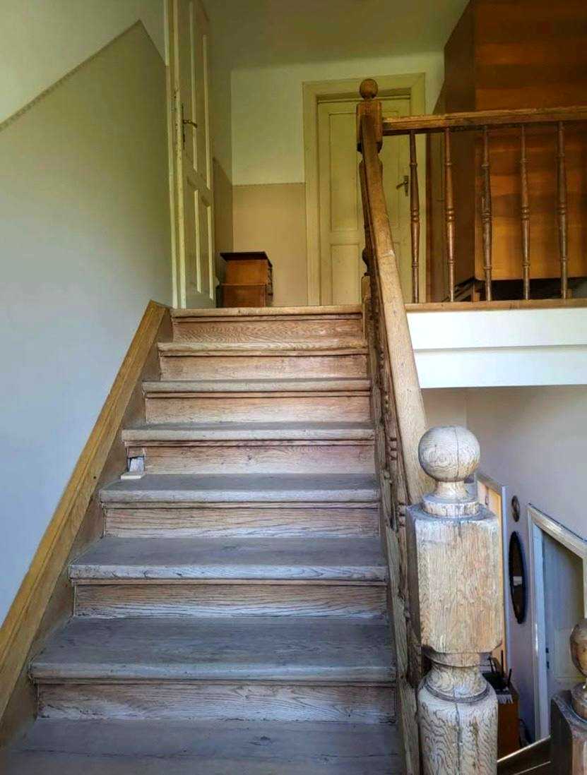 1873962396214929