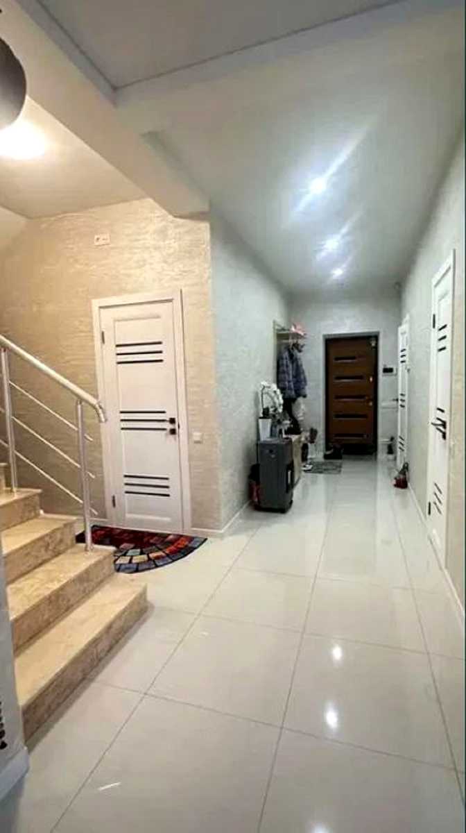 Дом по адресу ул. Центральная (площадь 152 м²) - imageAlt 8 Дом по адресу ул. Центральная (площадь 152 м²) - Atlanta.ua - imageAlt 8