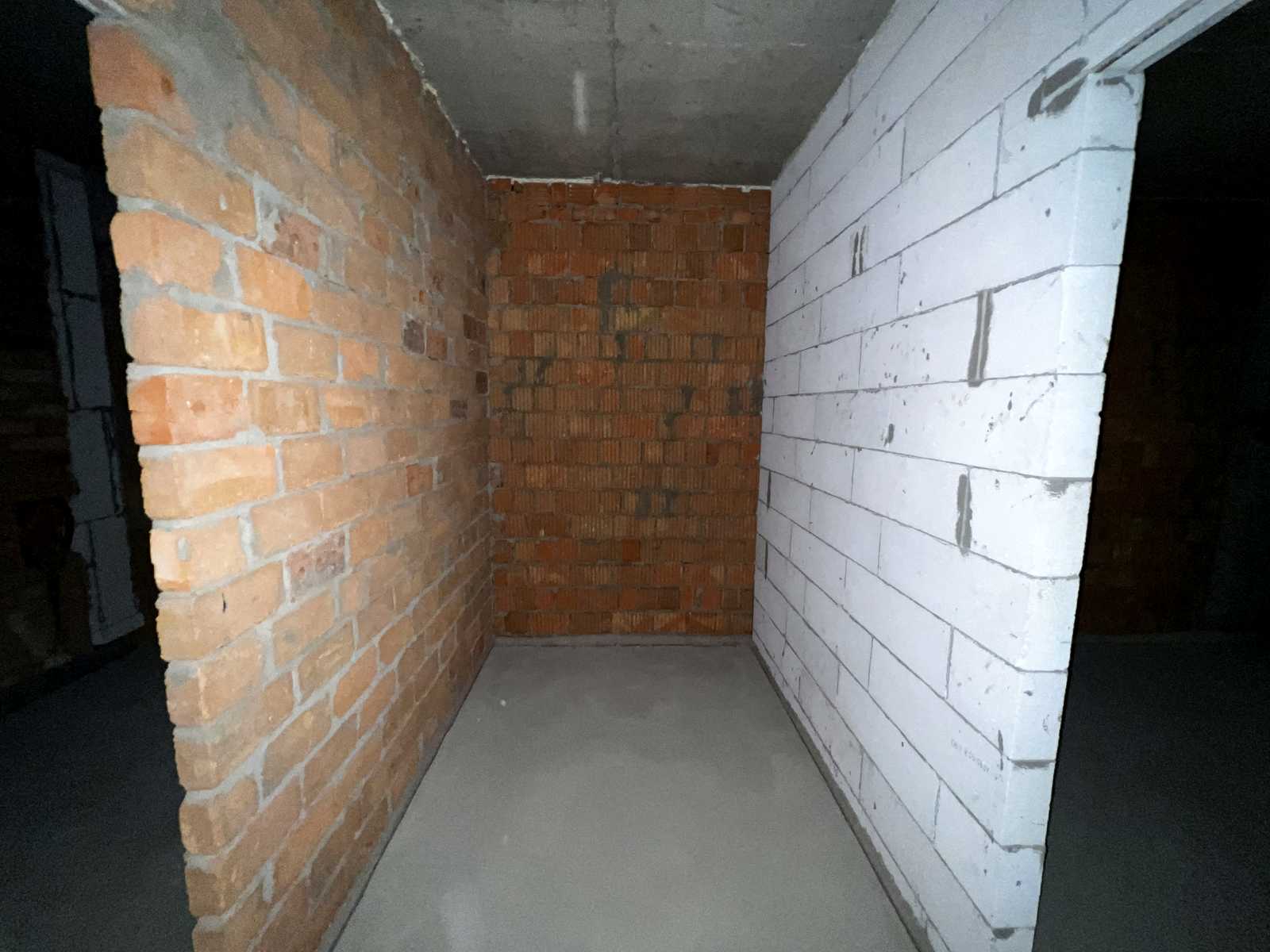 1873965425410705