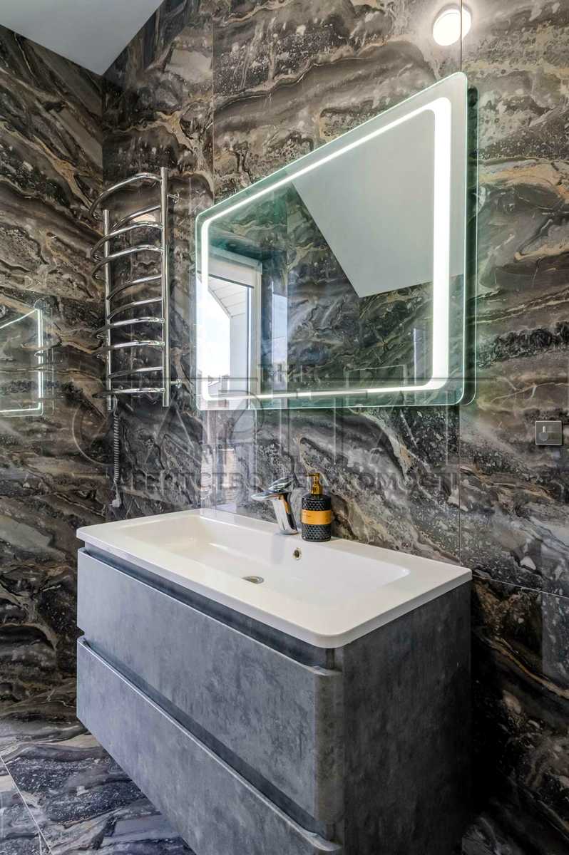 1873969798143149