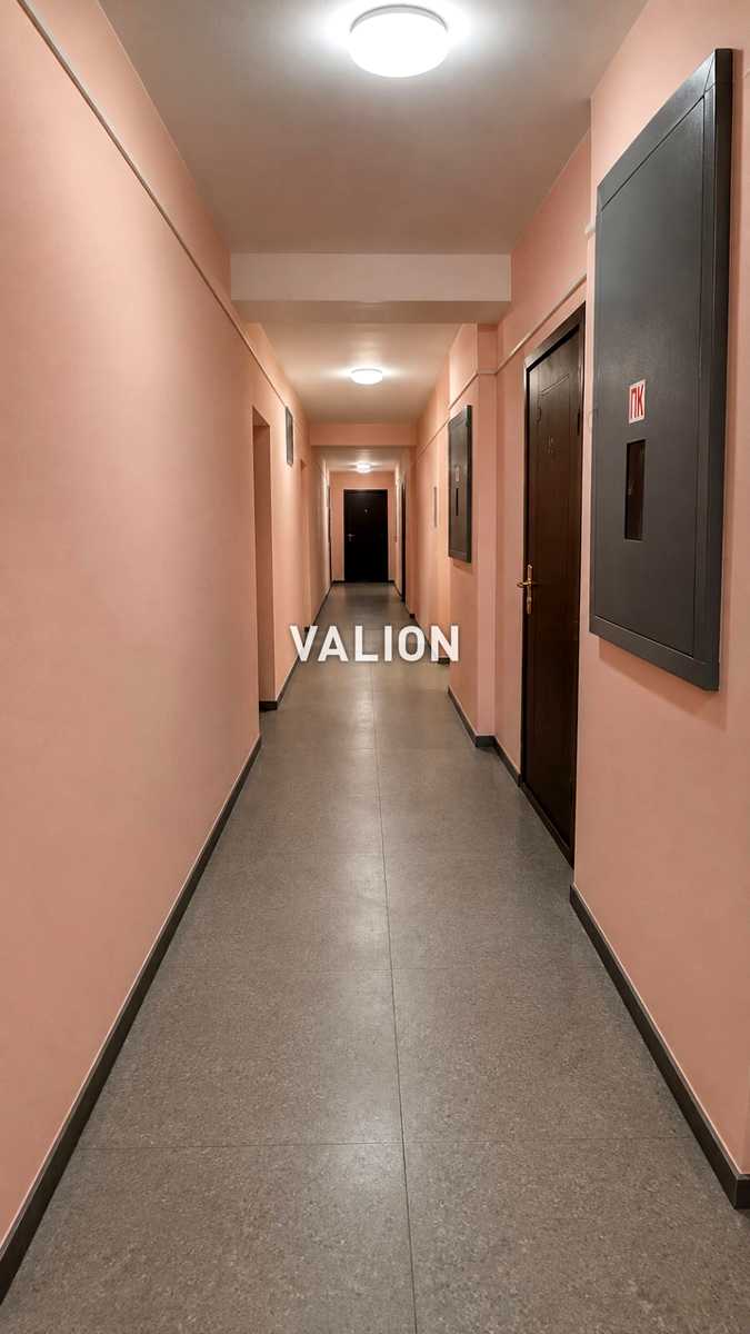 1873971312796930