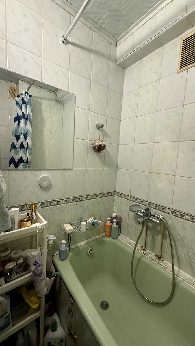 1873979810150144