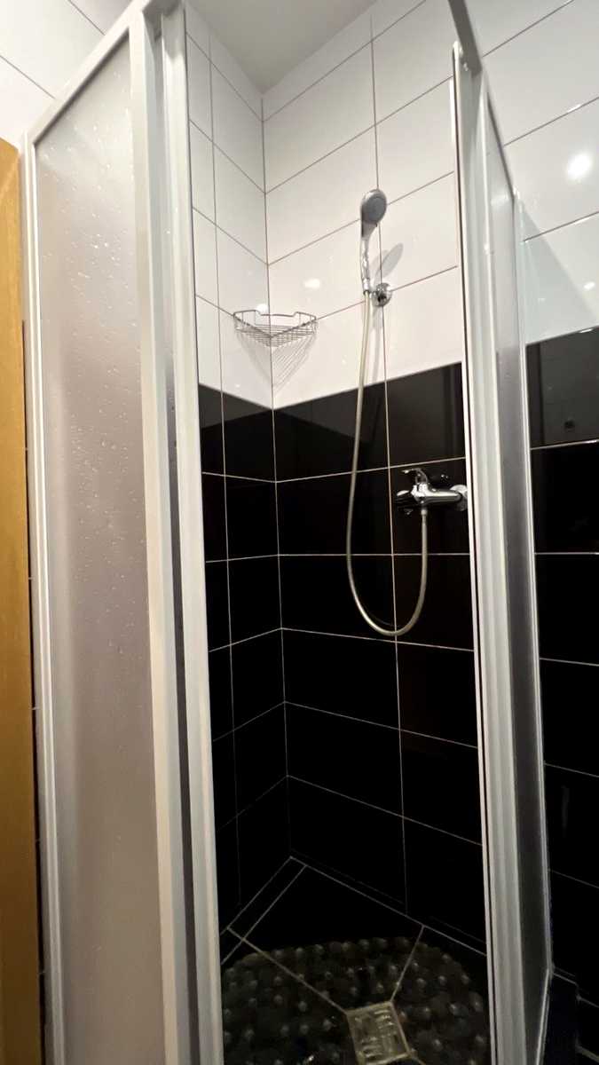1873987209712030