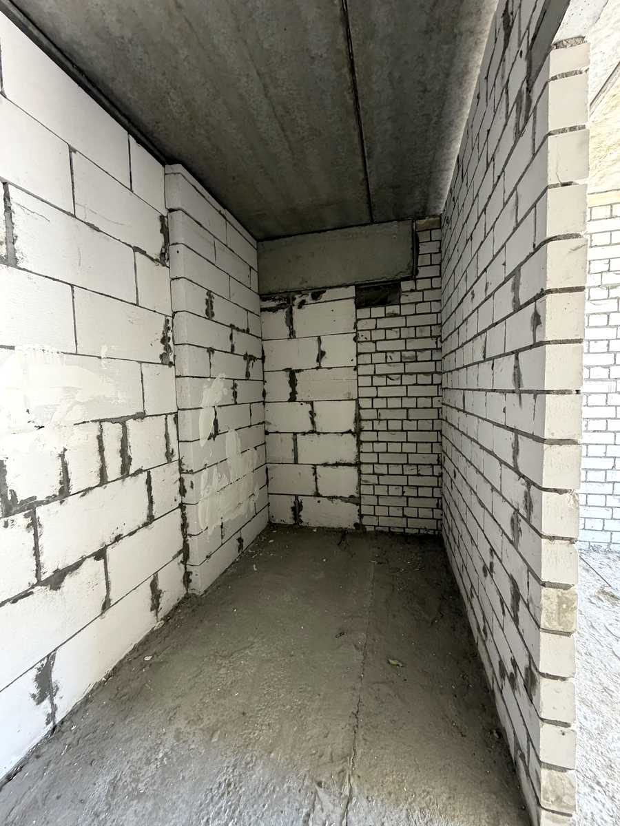1874021084112040