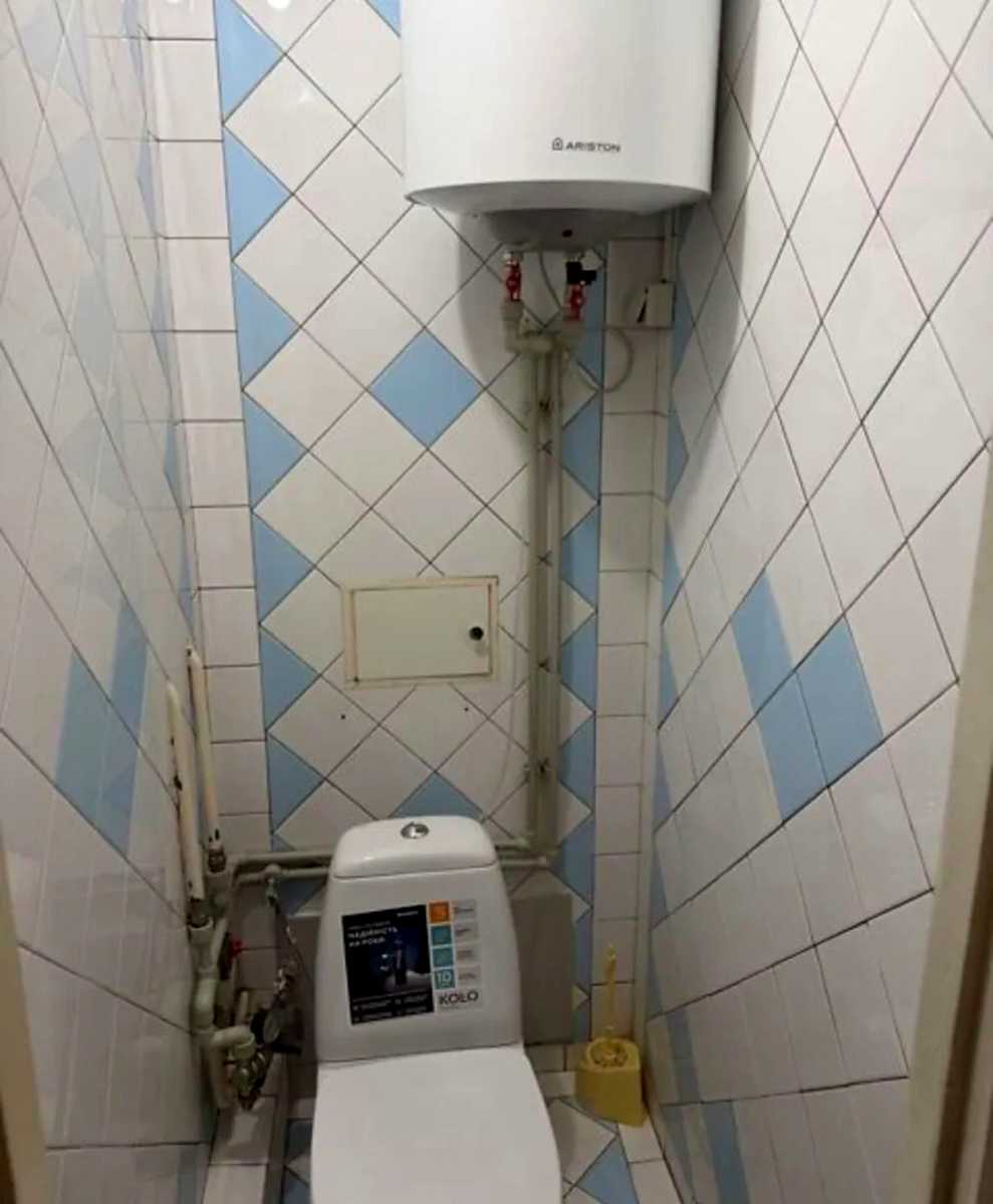 1874028845836570
