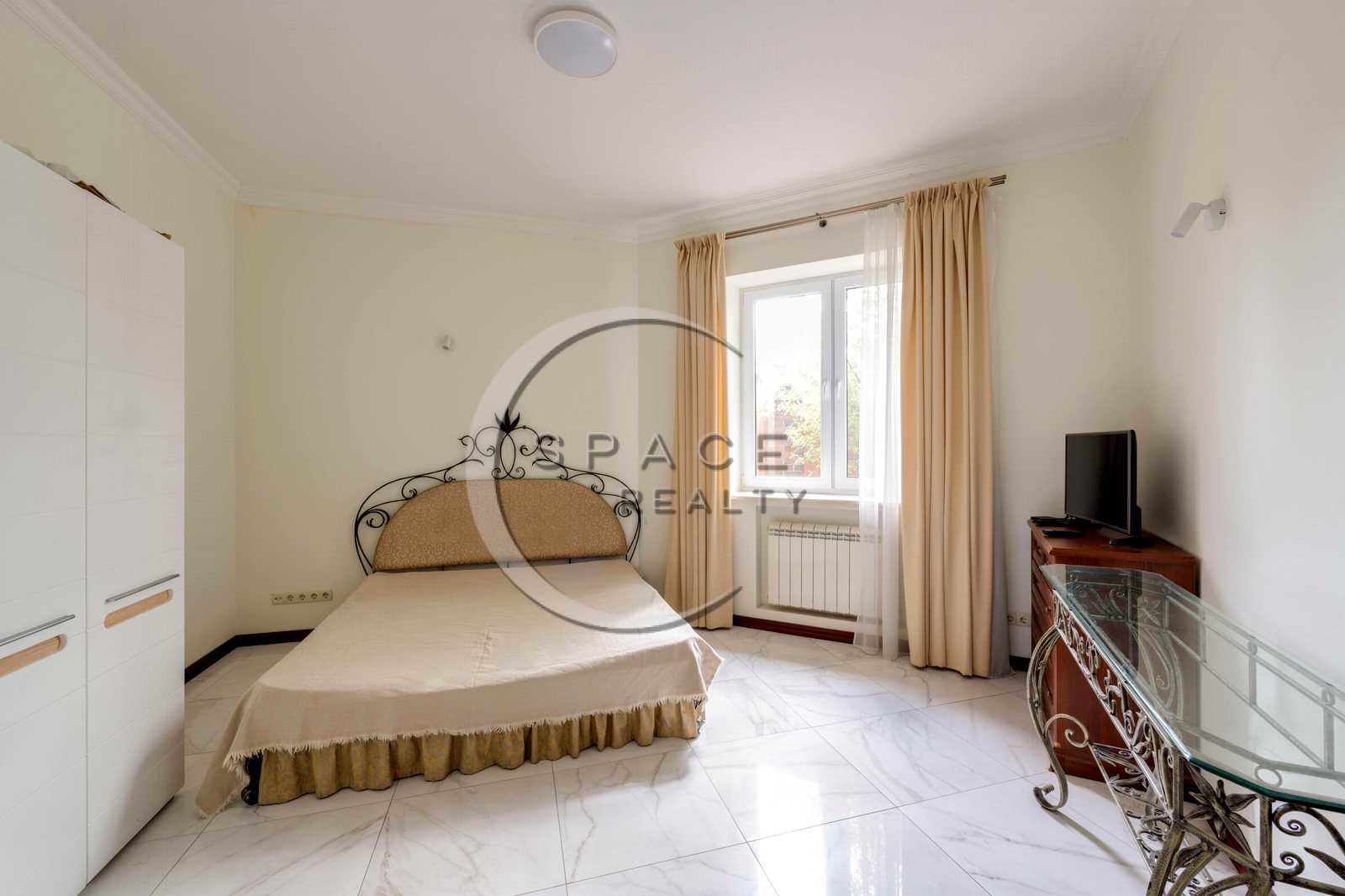 1874030798276892