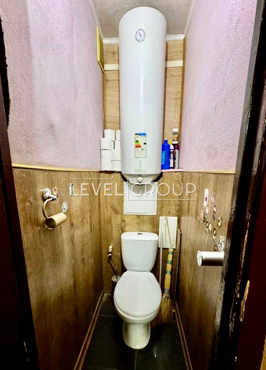 1874031668408690