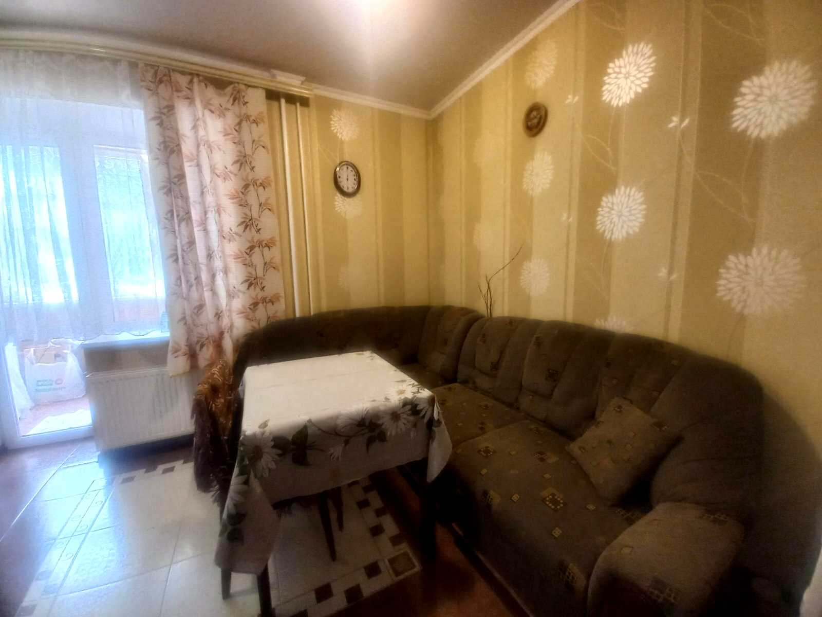 1874038195161329