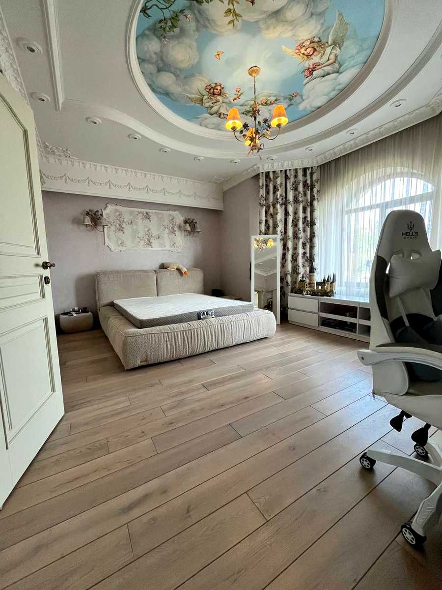 1874039759215999