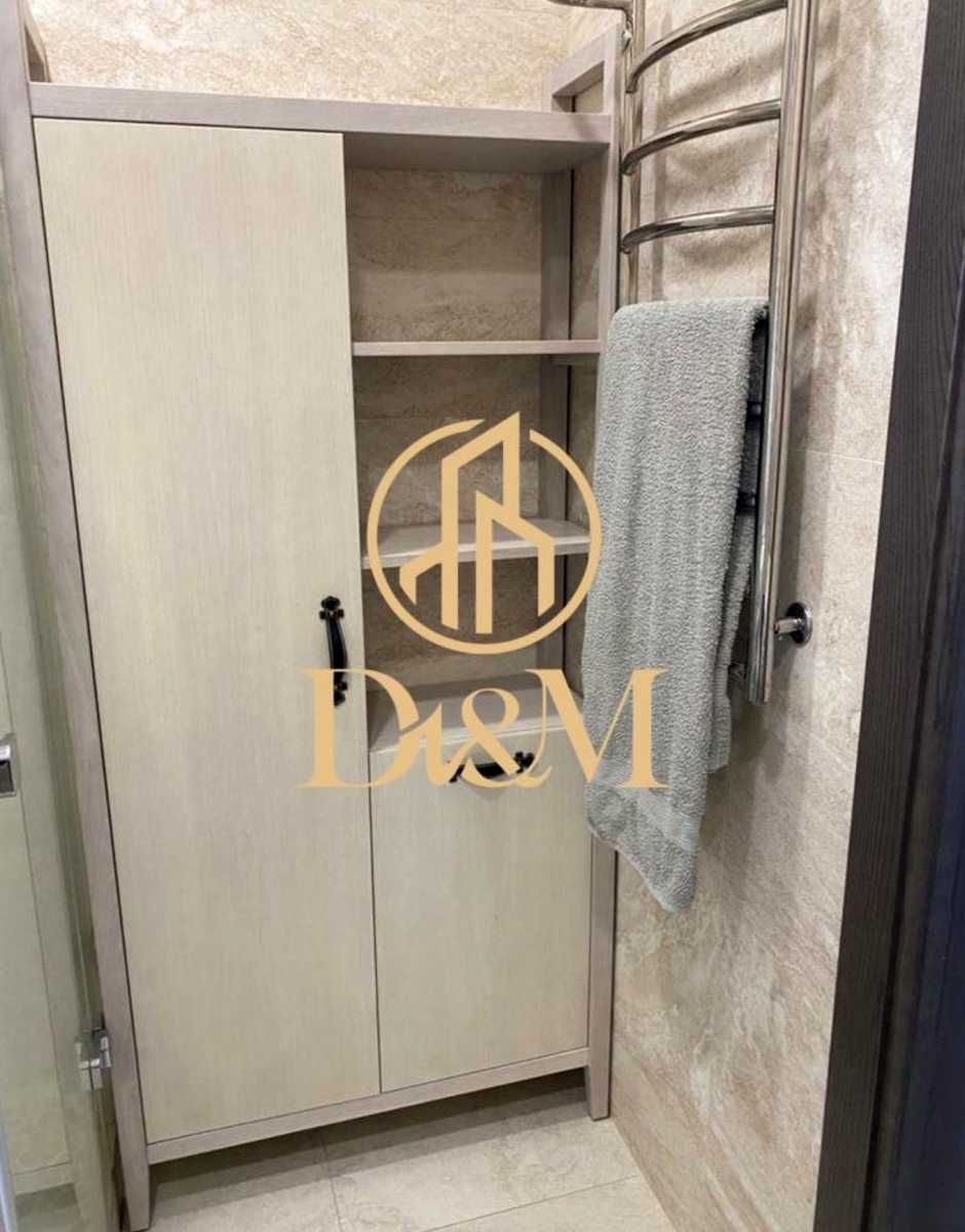 1874040051478056