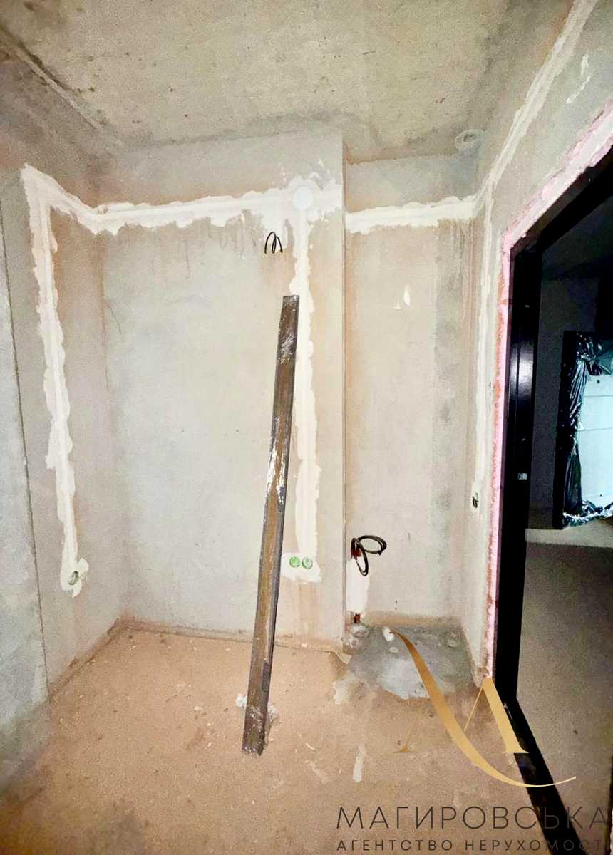 1874043689270778