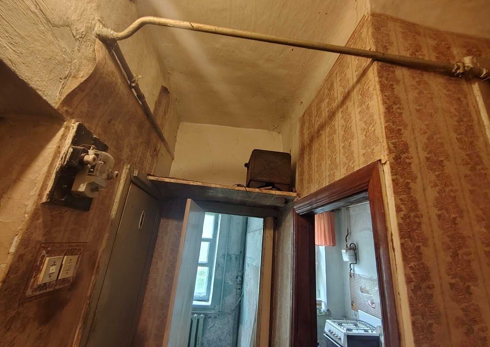 1874044134010704