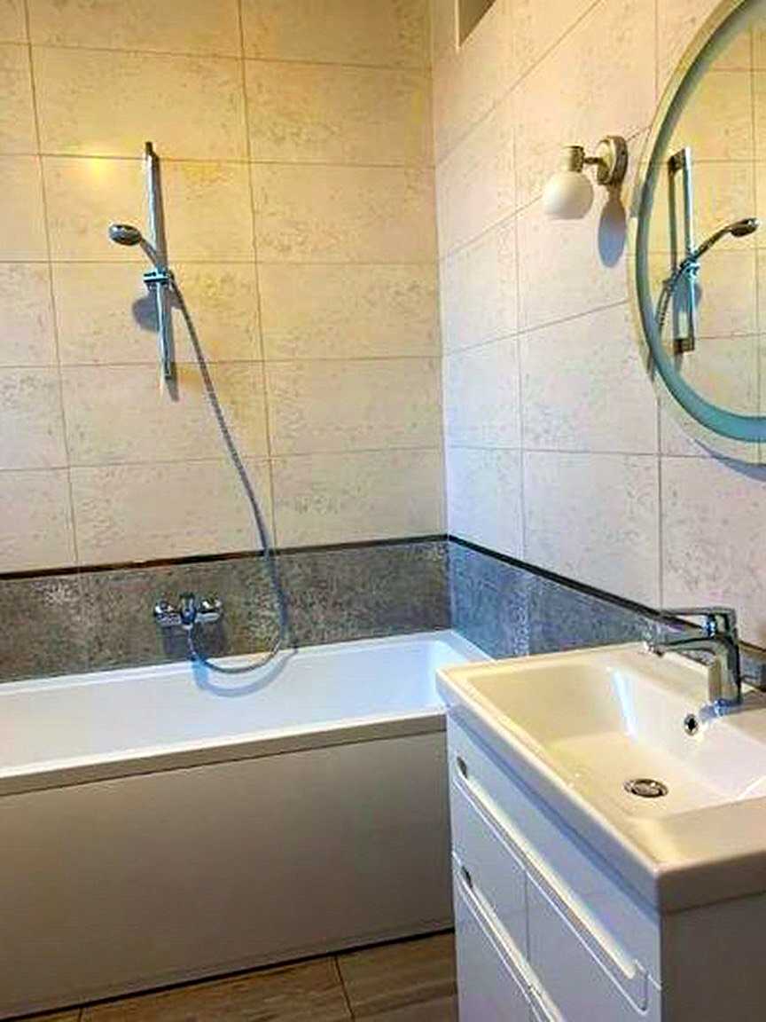 1874044337587319