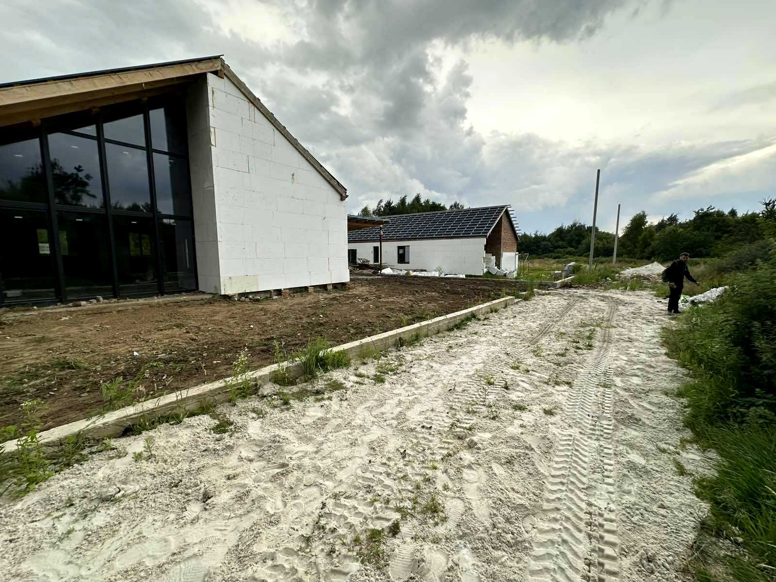 1874044693452503
