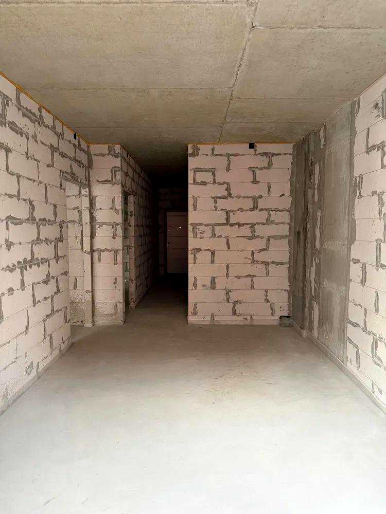 1874045057136470