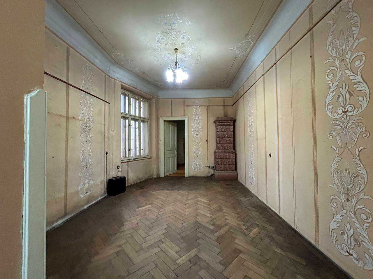 1874048863494457