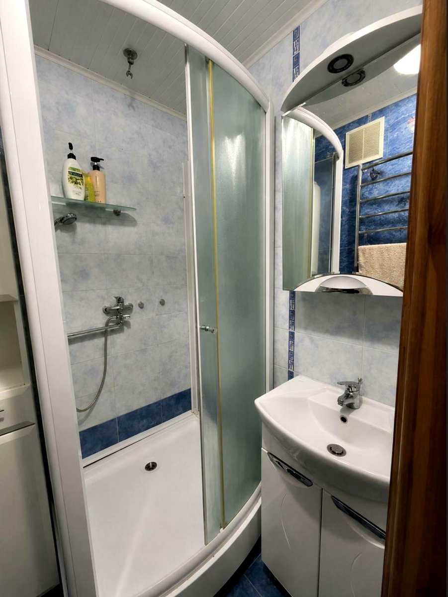 1874049333002840