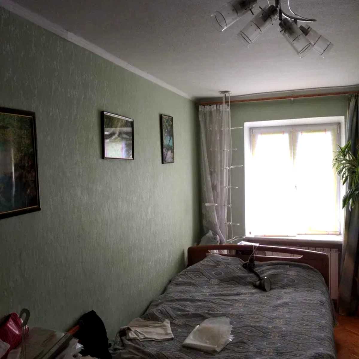 1874049598068619