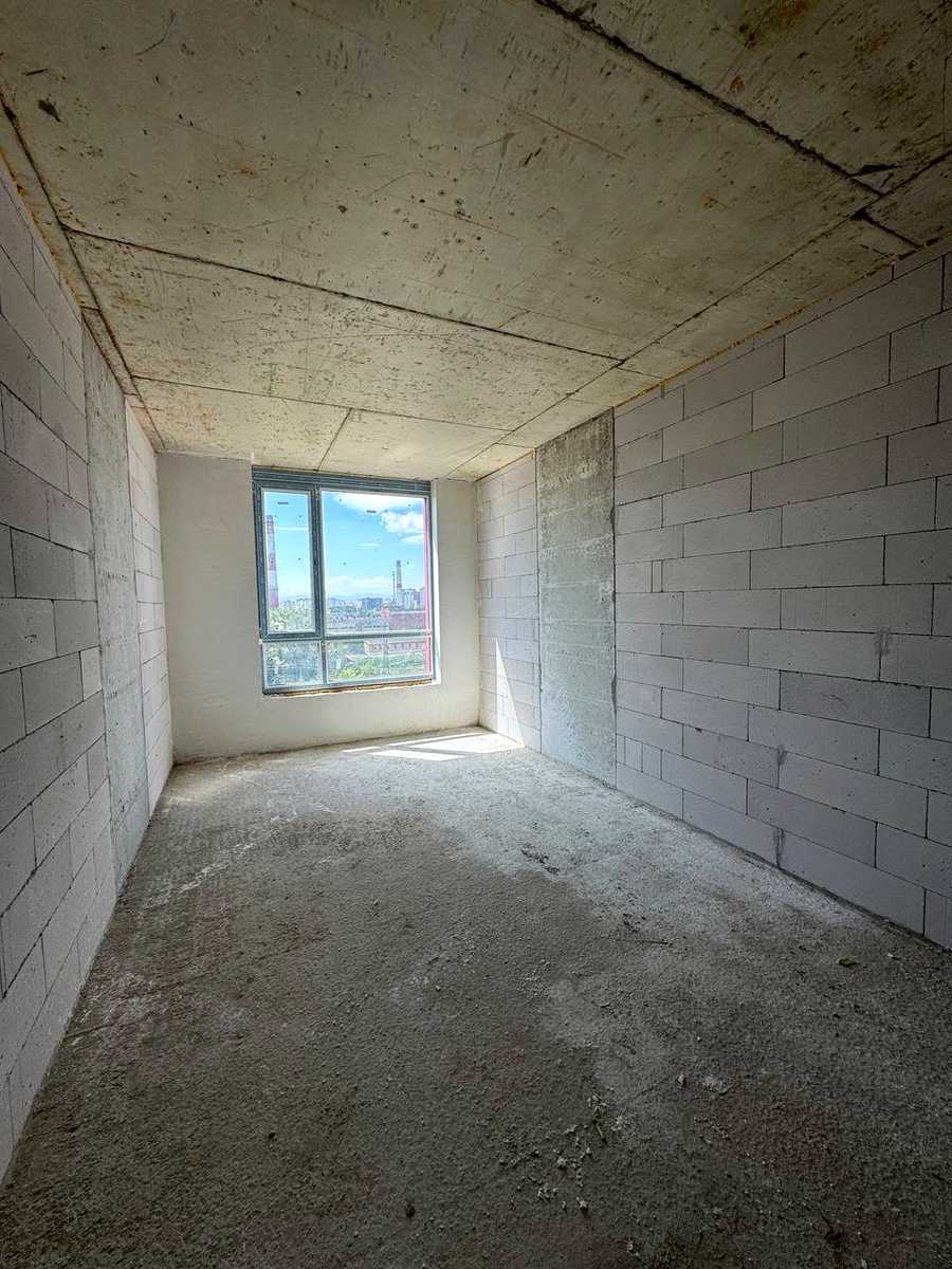 1874052524312566