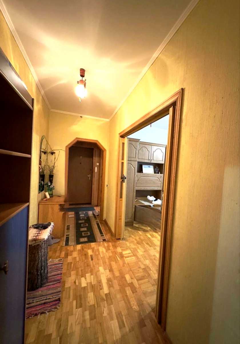 1874057123779049