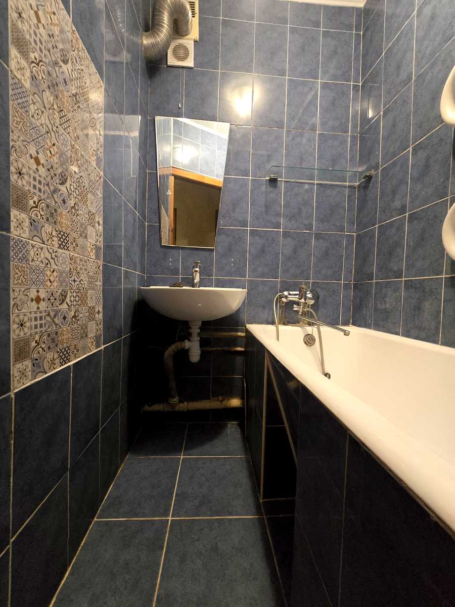 1874071907718520