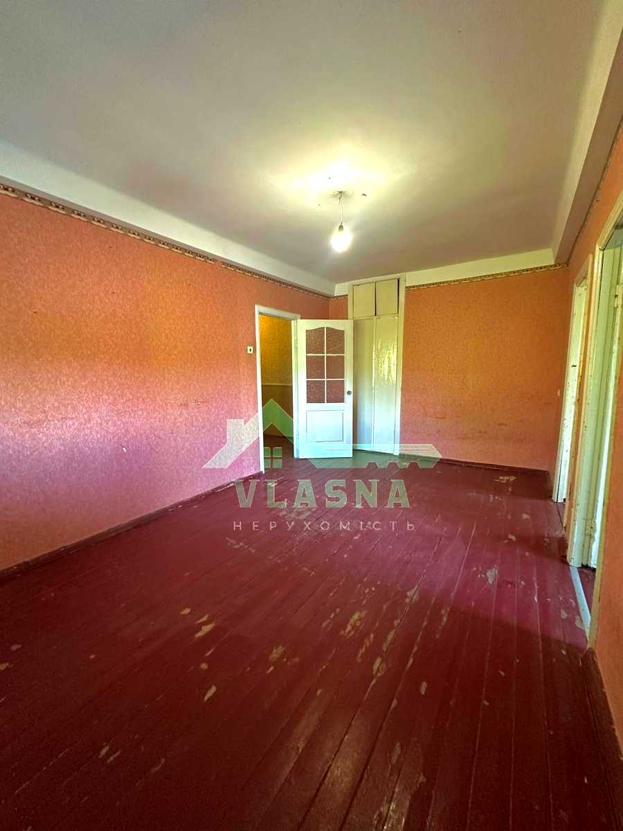 1874078538018544