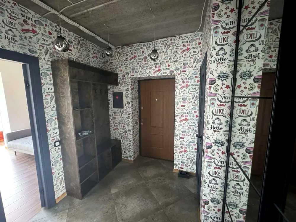 1874115765096370