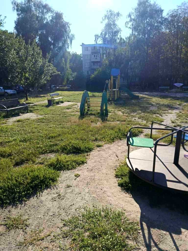 1874117815733078