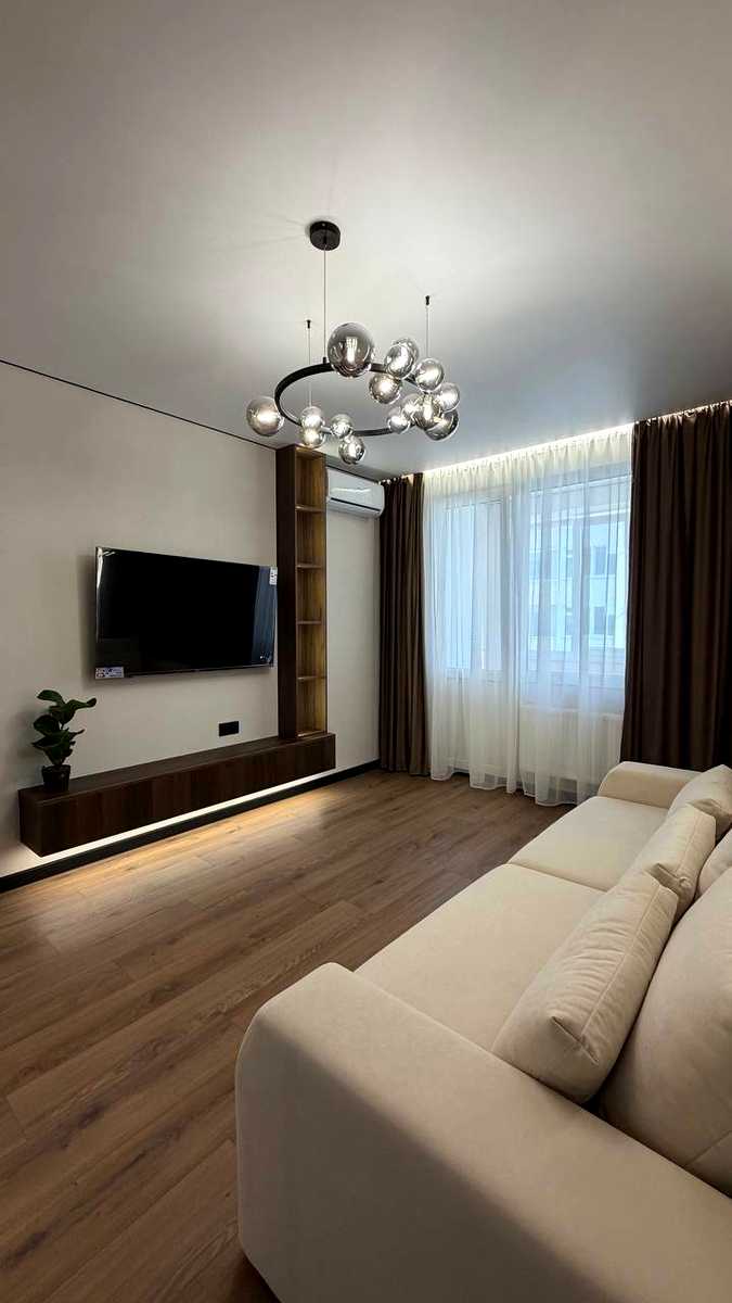 1874118414383292