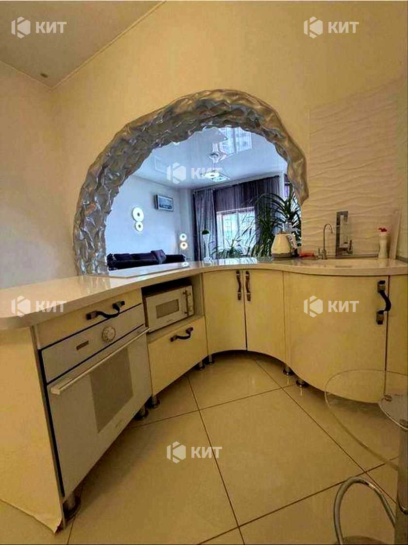 1874121516161549