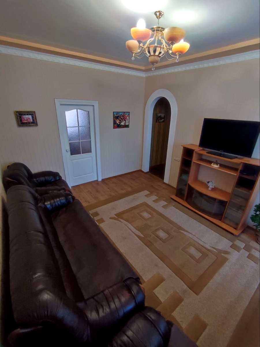 1874122452965608