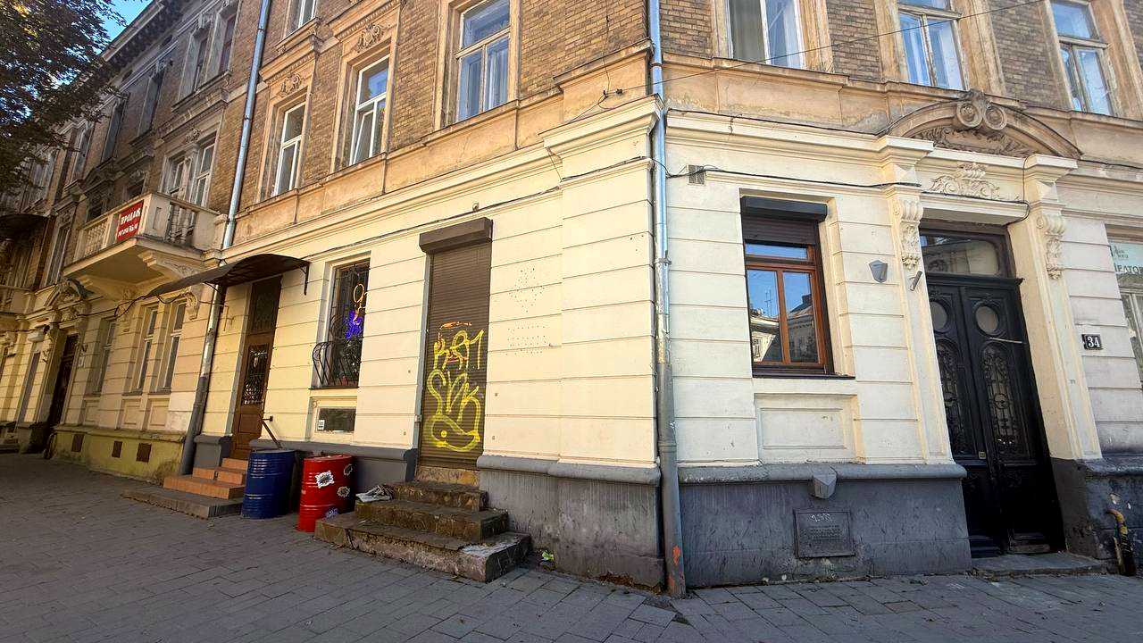1874125307940345