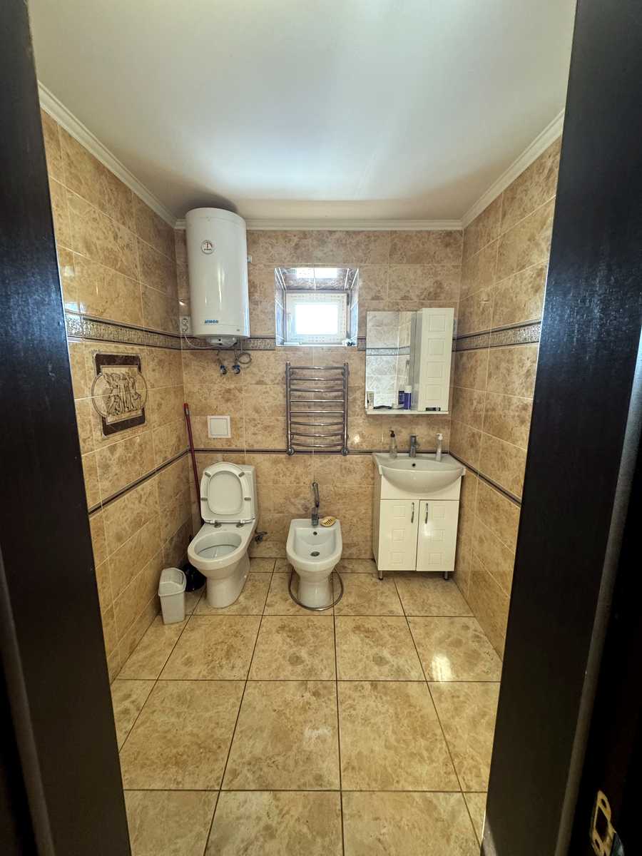 1874125654227860