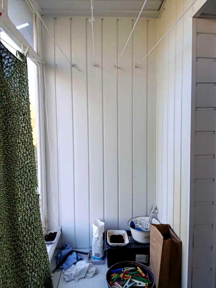 1874127041806655