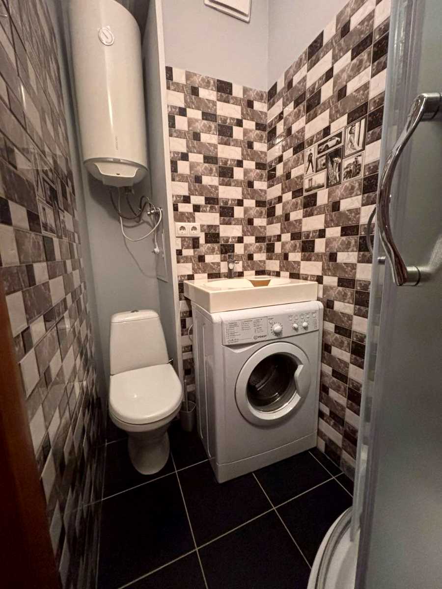 1874127162247907