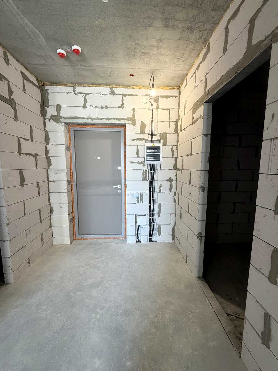 1874128276046331