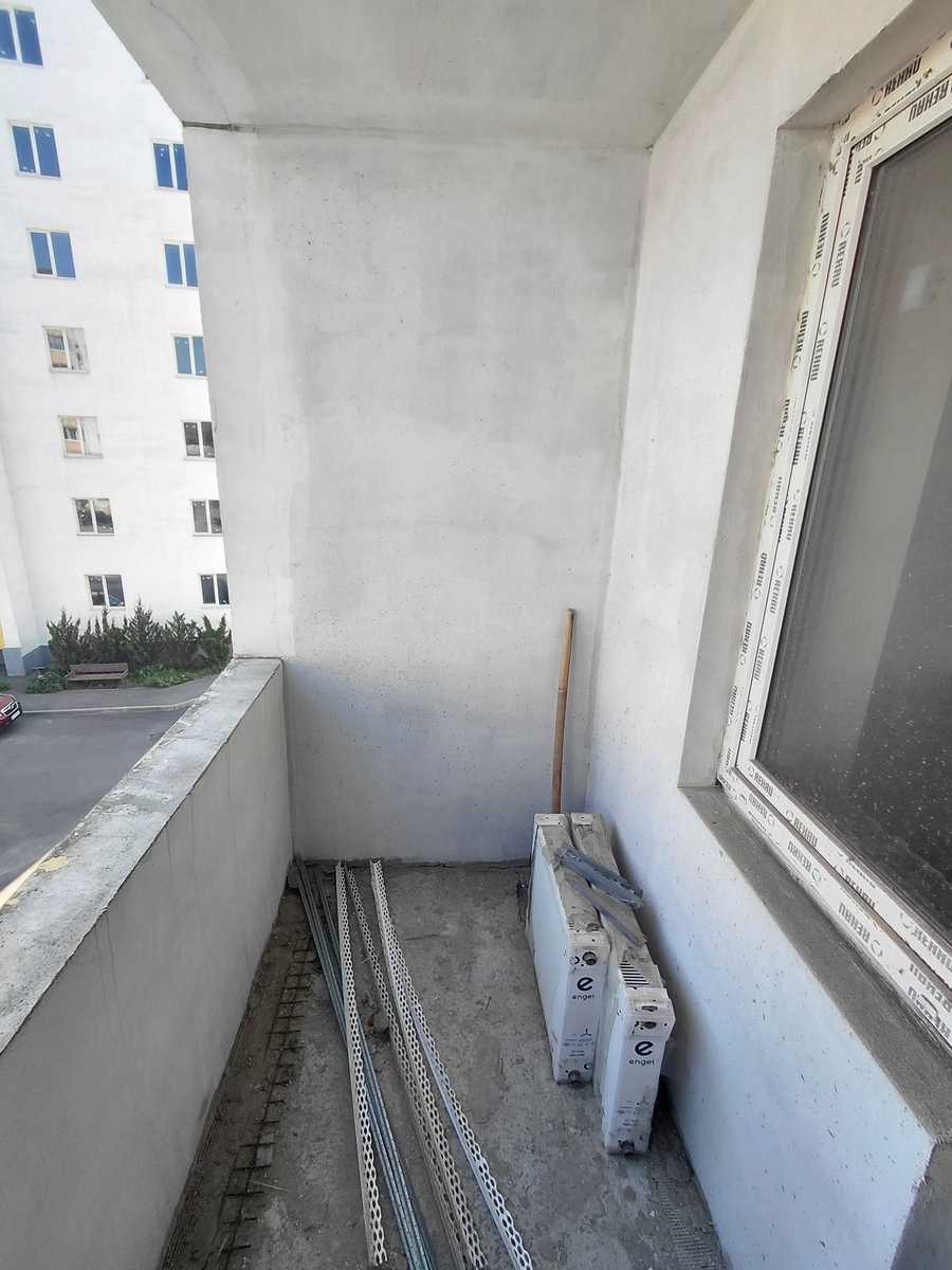 1874128799581256
