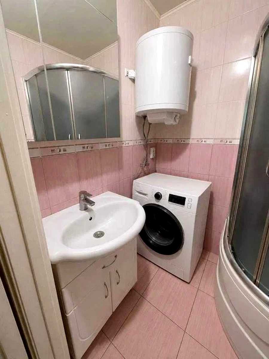 1874133436639381
