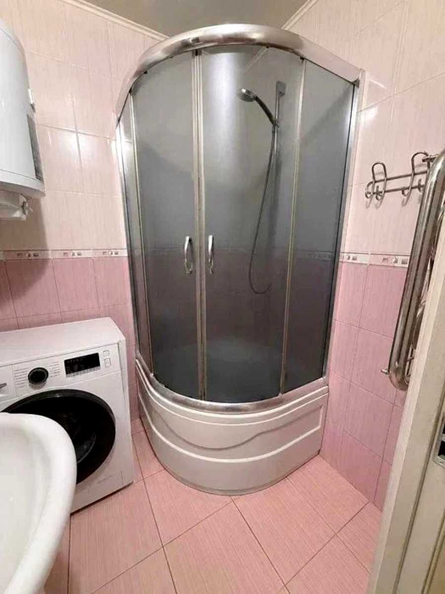 1874133436953617