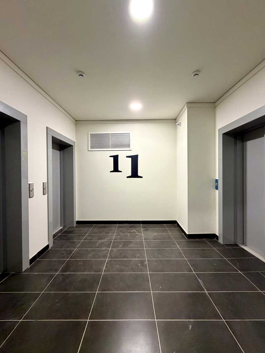 1874135005302049