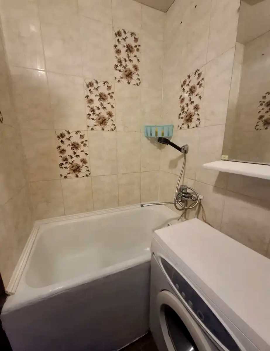 1874136719376608