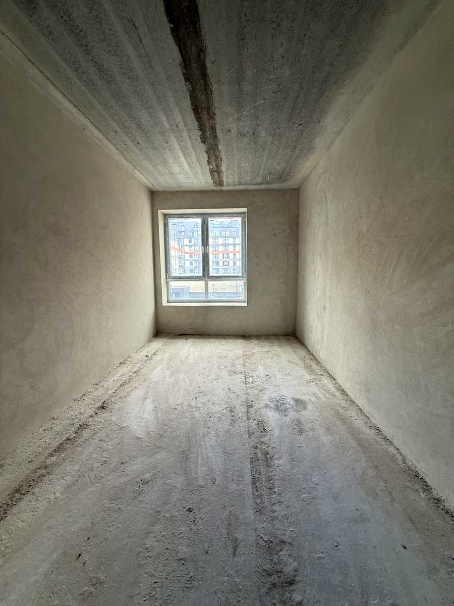 1874139041111350