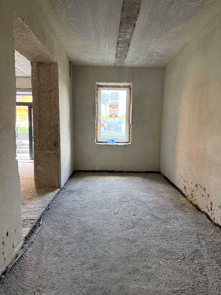 1874139595221946