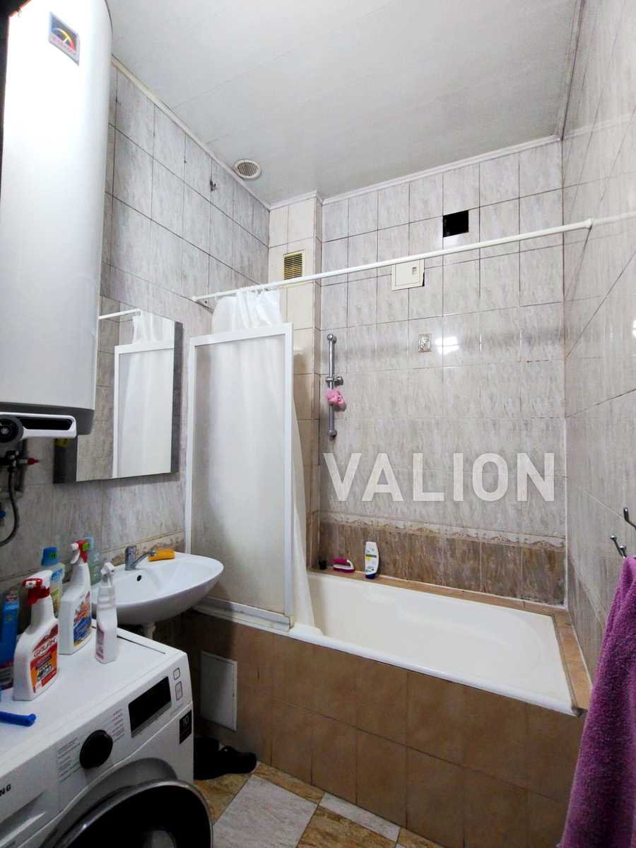 1874144653934044