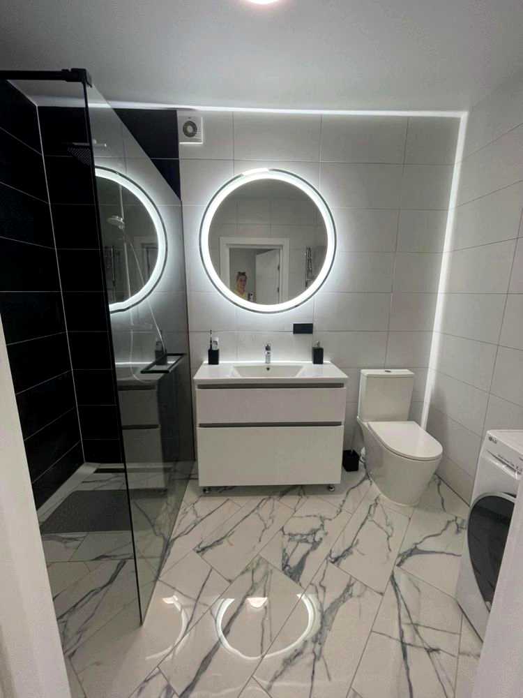 1874145575135705