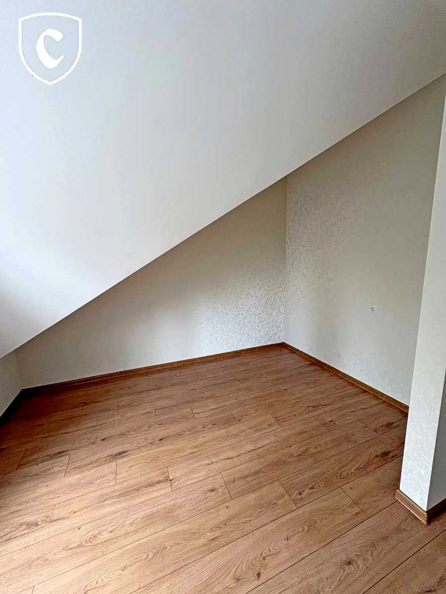1874145725943112